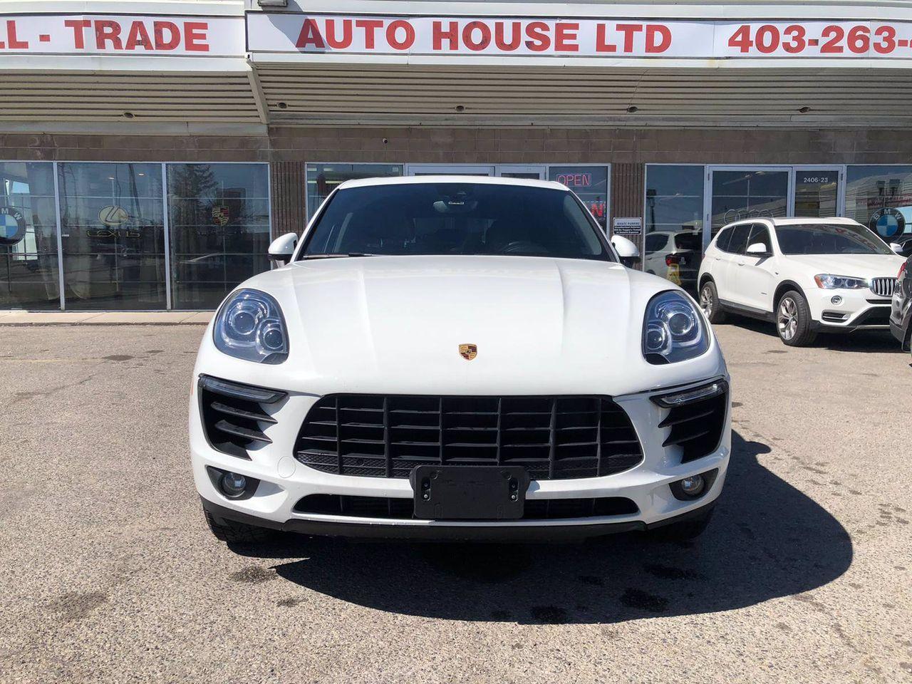 2017 Porsche Macan Base-1