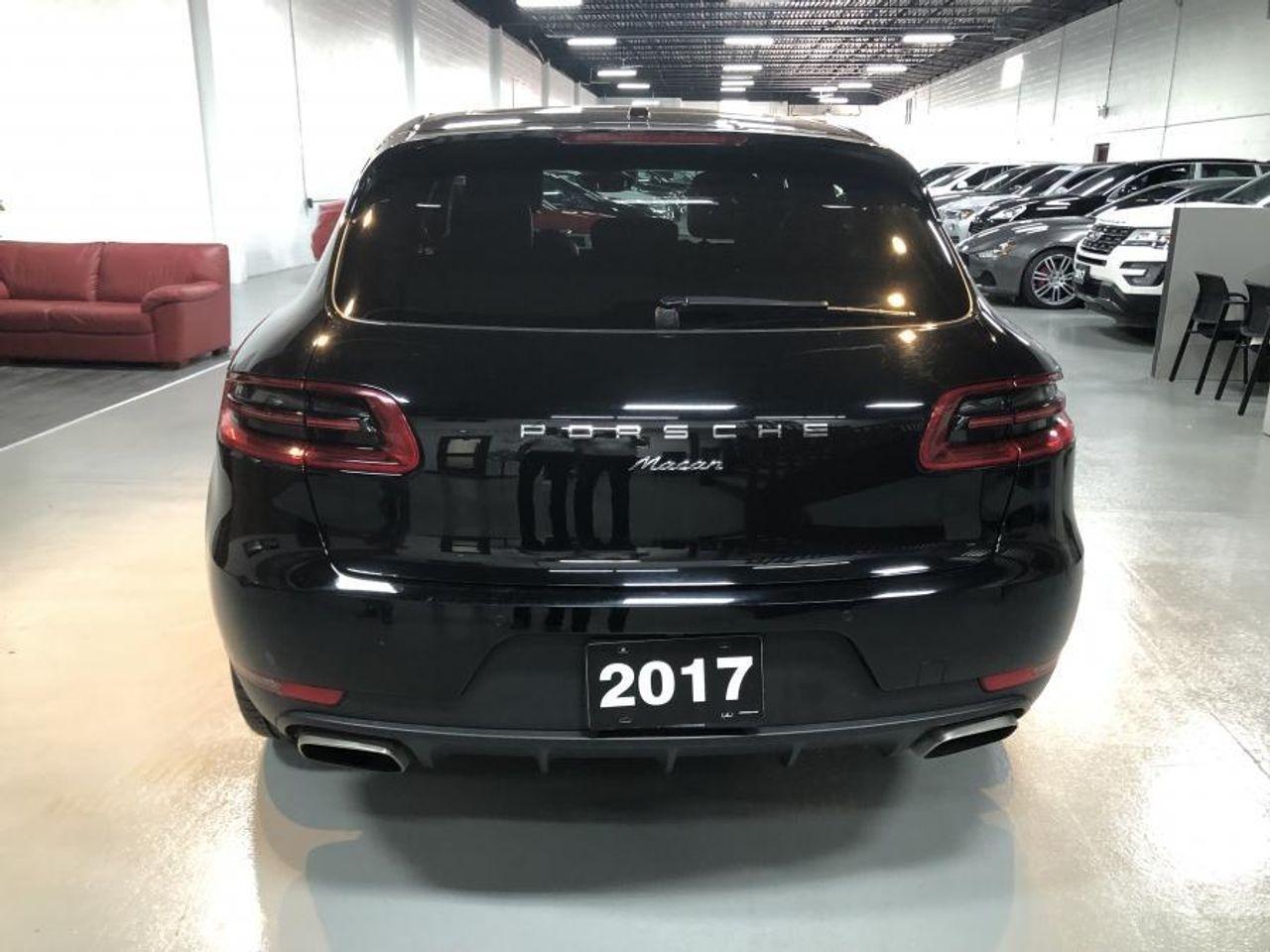 2017 Porsche Macan Base-3