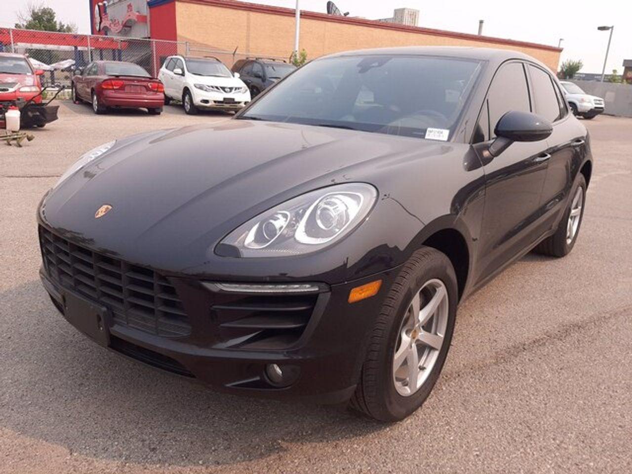 2017 Porsche Macan Base-0