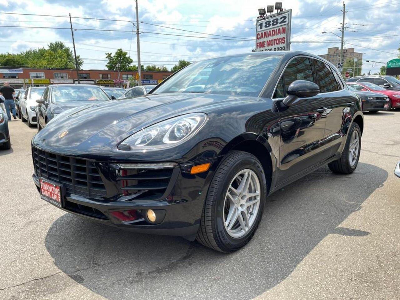 2017 Porsche Macan S-2