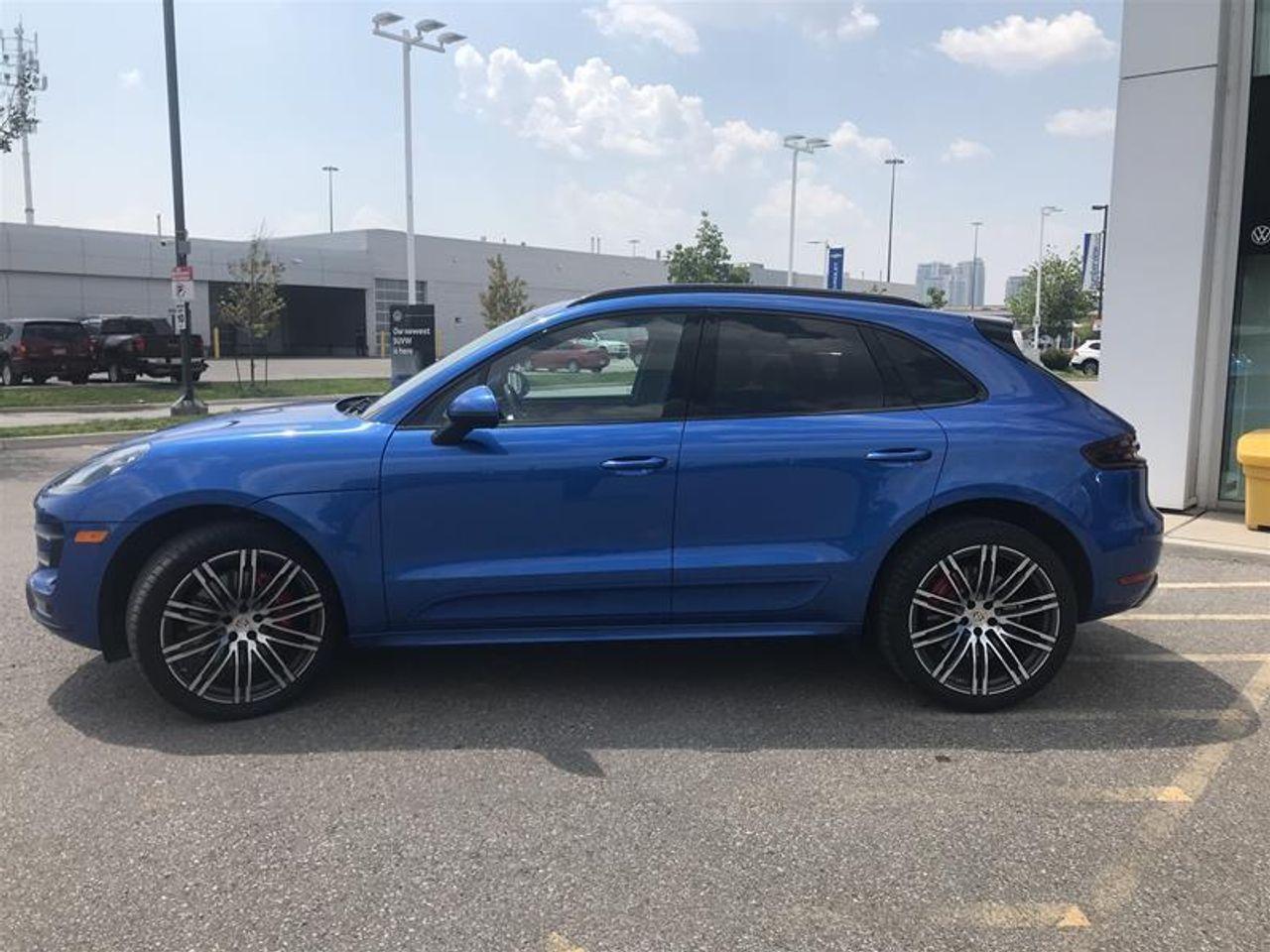 2017 Porsche Macan Turbo-2