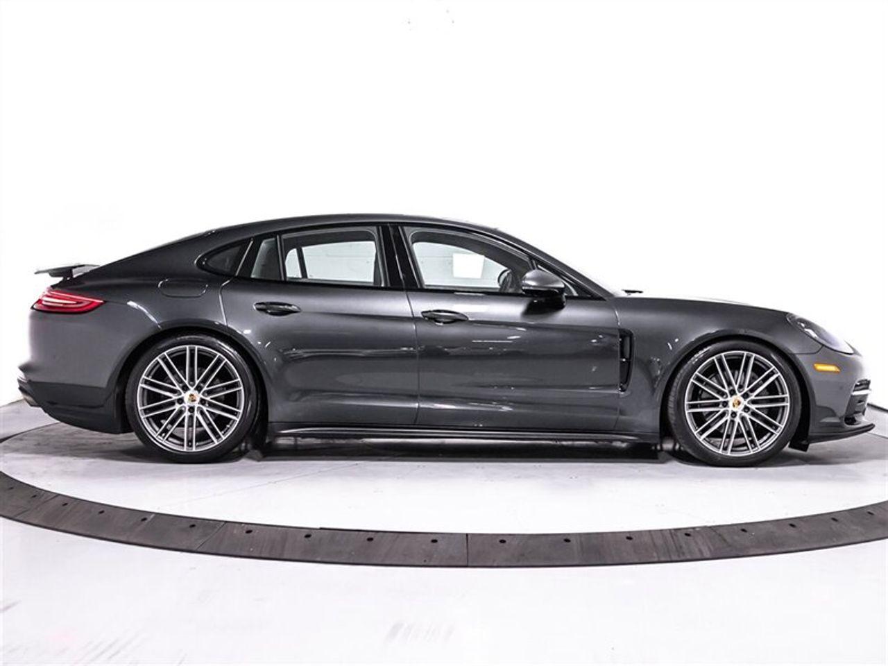 2017 Porsche Panamera 4S-3
