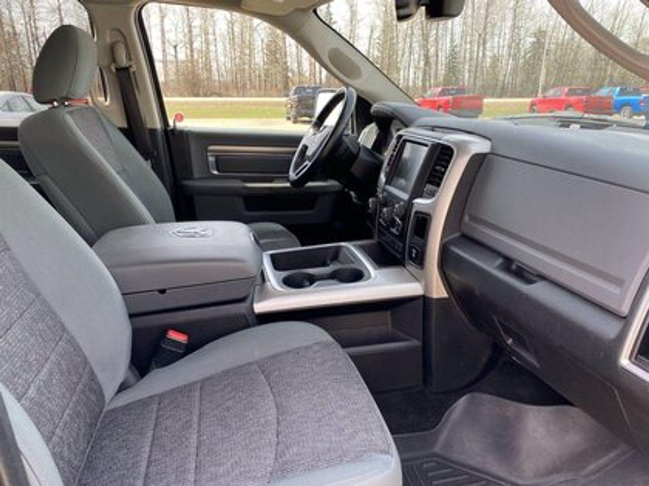 2017 Ram 1500 Outdoorsman-3