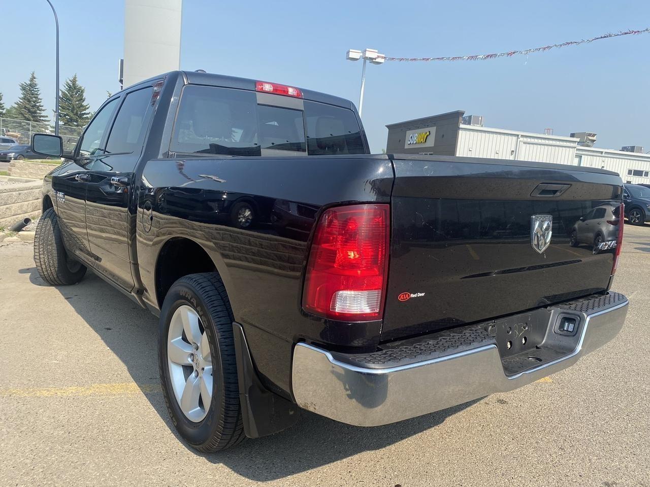 2017 Ram 1500 SLT-2