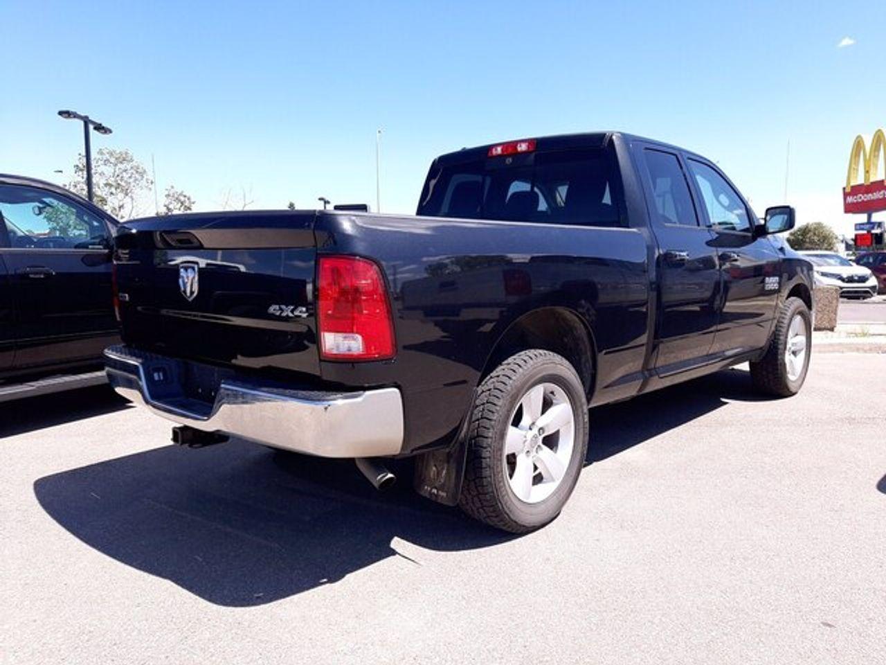 2017 Ram 1500 SLT-3