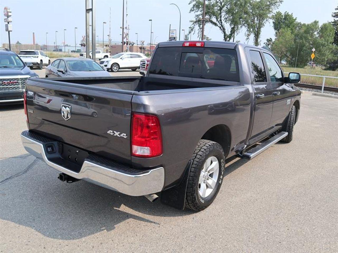 2017 Ram 1500 SLT-4