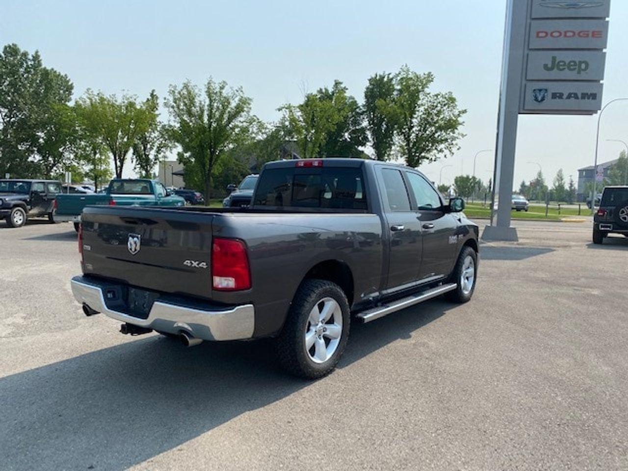 2017 Ram 1500 SLT-2