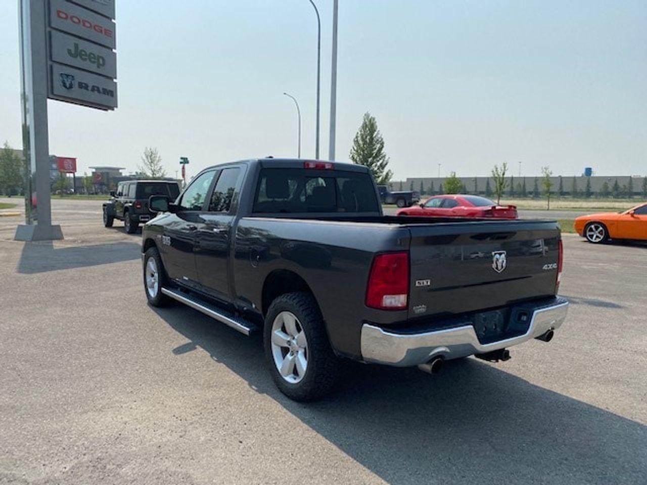 2017 Ram 1500 SLT-4