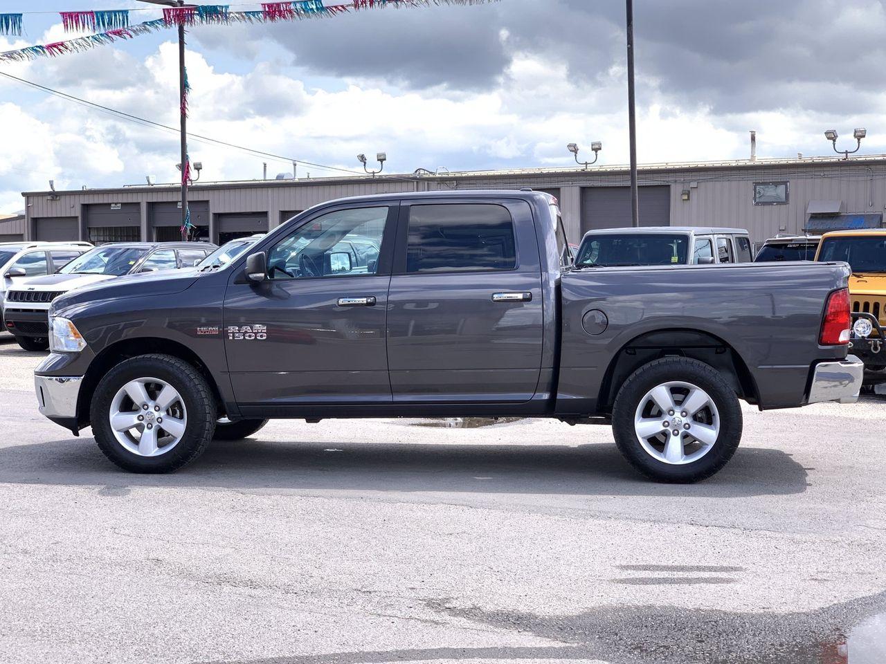 2017 Ram 1500 SLT-3