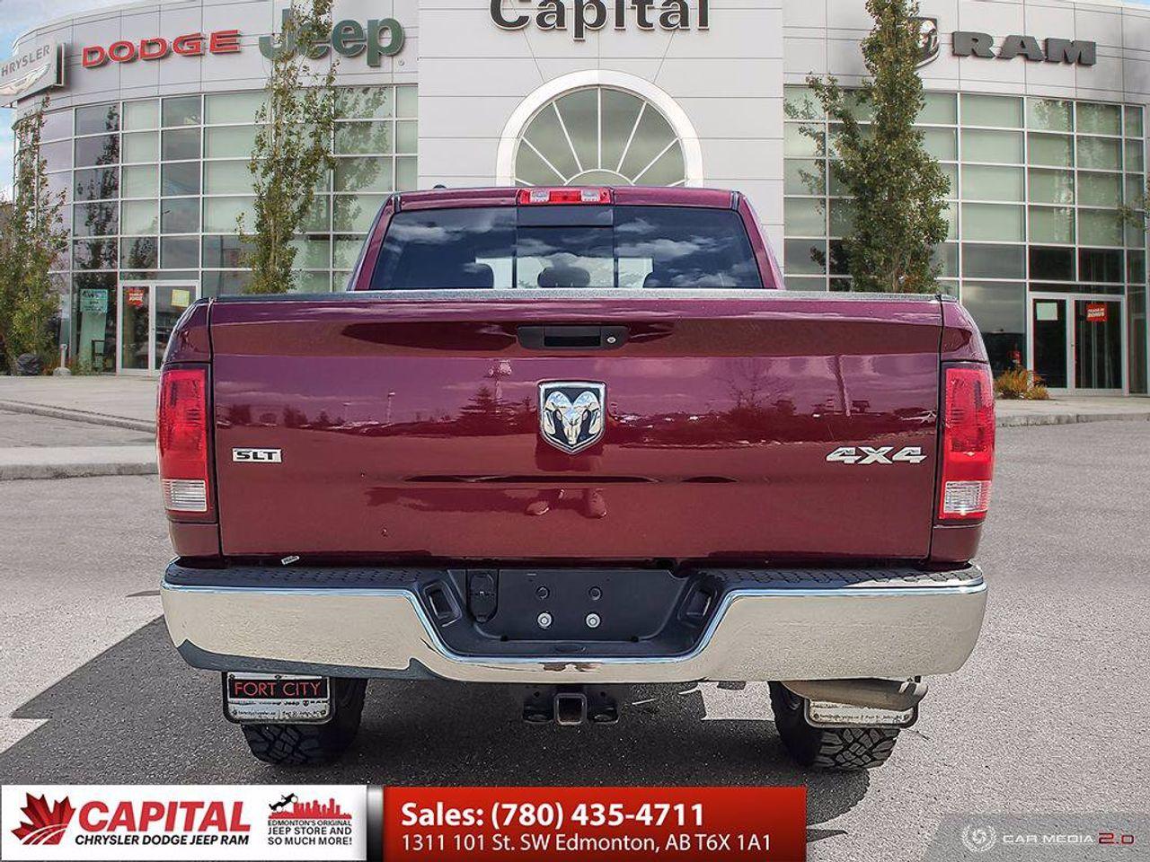 2017 Ram 1500 SLT-4