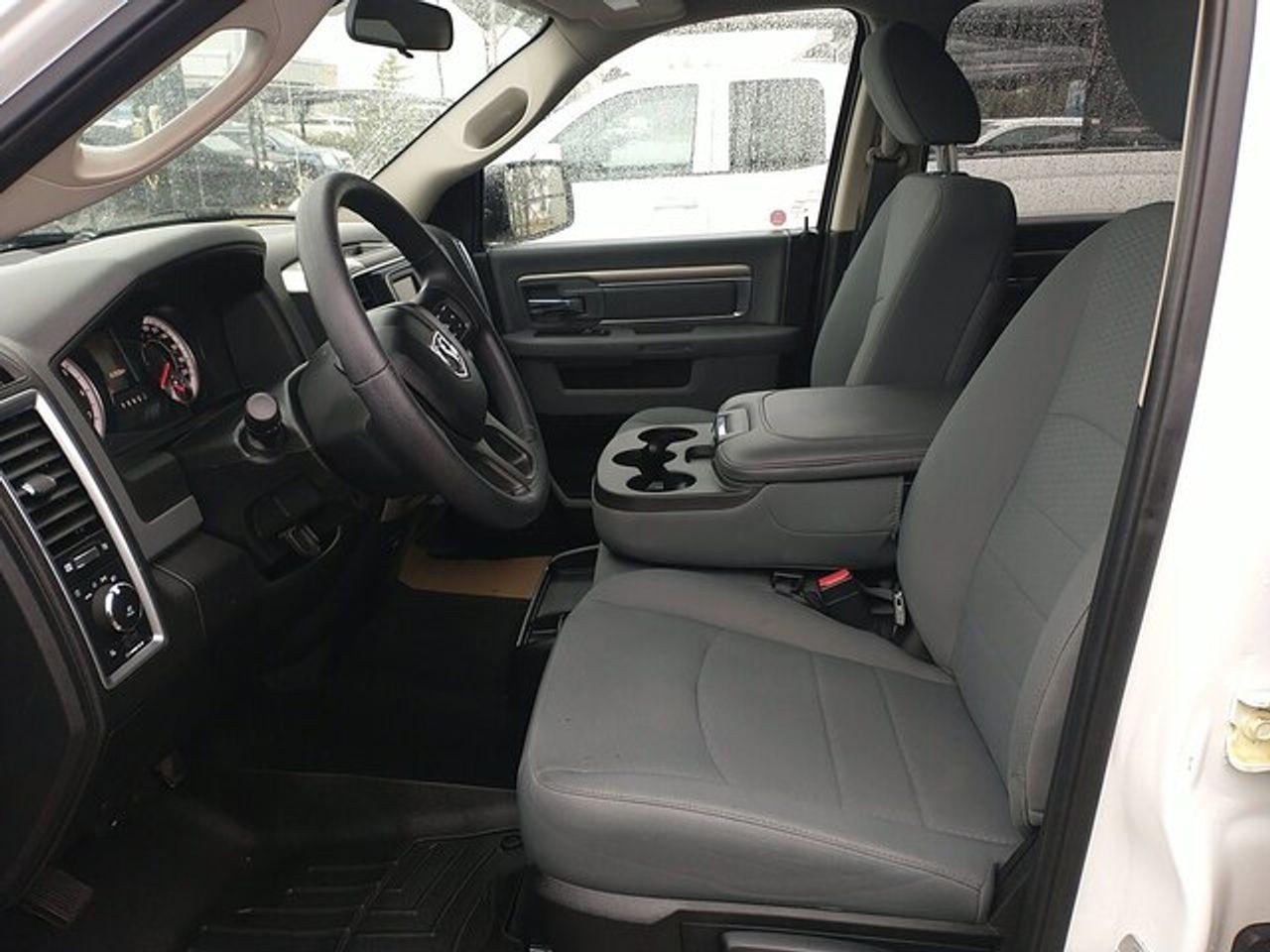 2017 Ram 1500 SLT-2