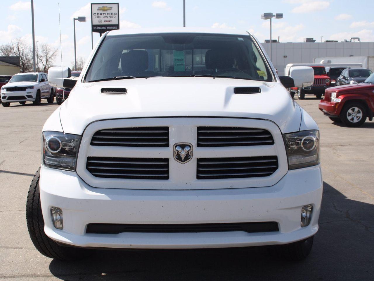 2017 Ram 1500 Sport-1