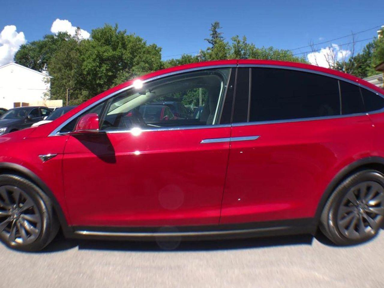2017 Tesla Model X 90D-4