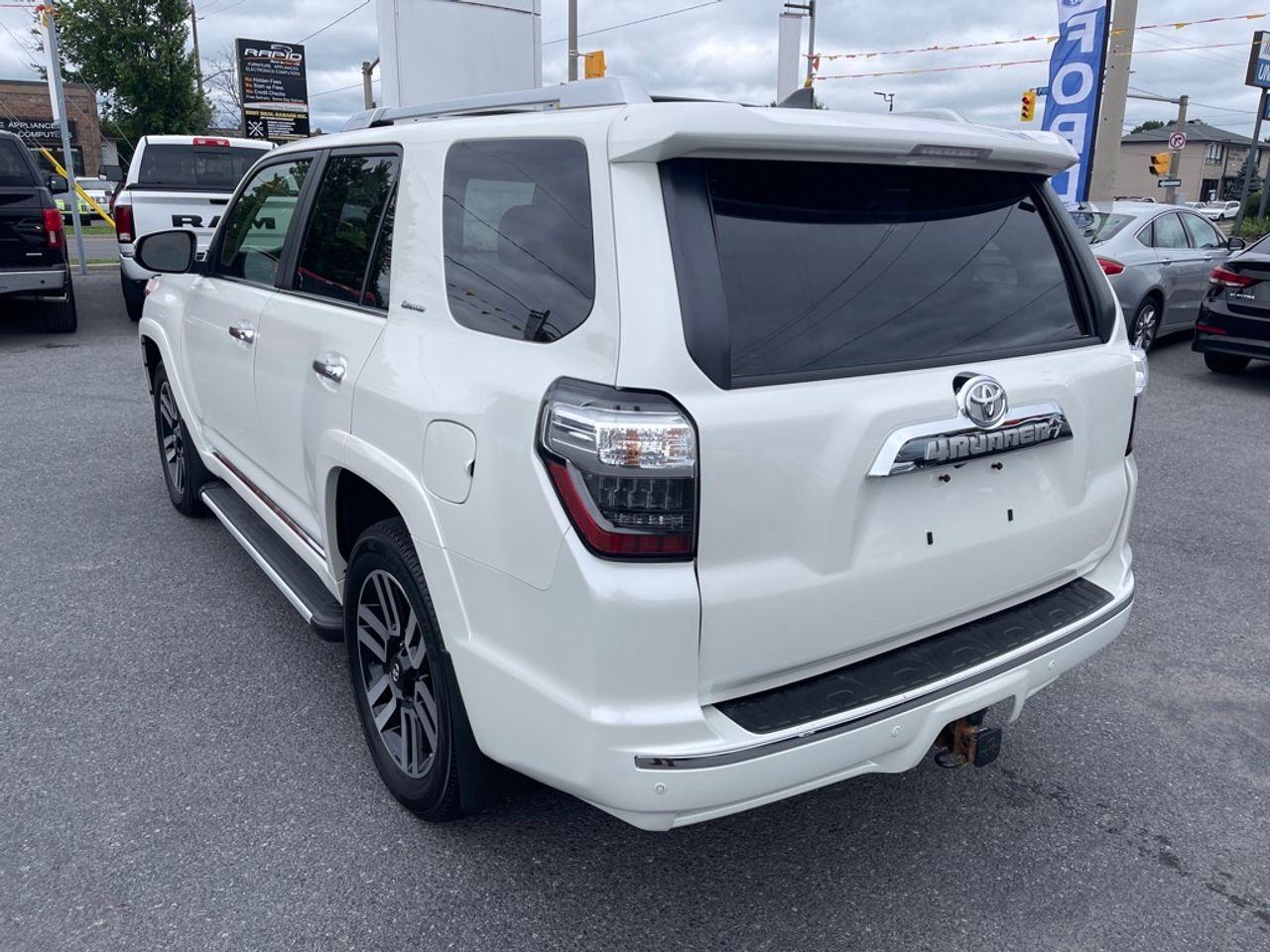 2017 Toyota 4Runner SR5-4