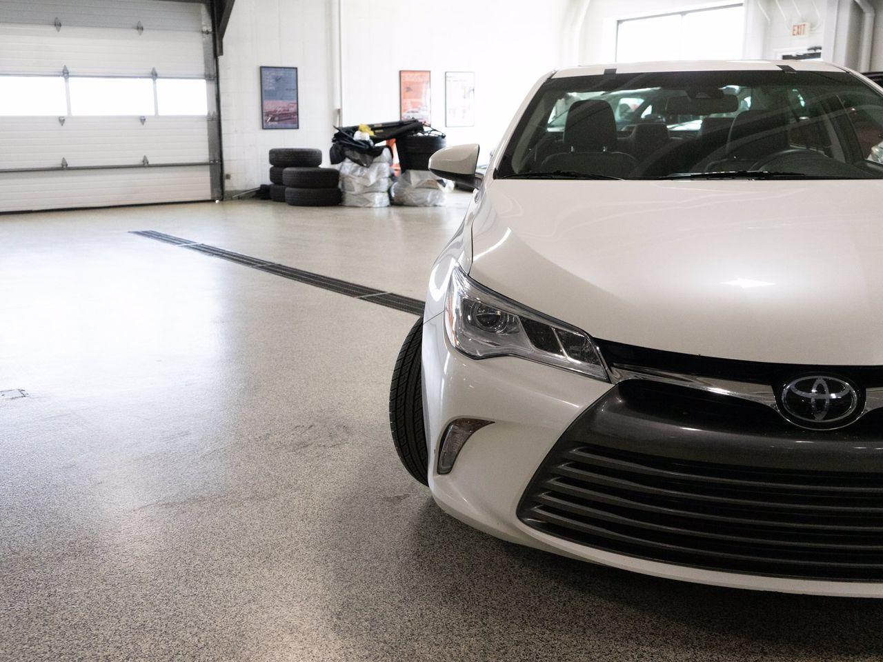 2017 Toyota Camry XLE-2