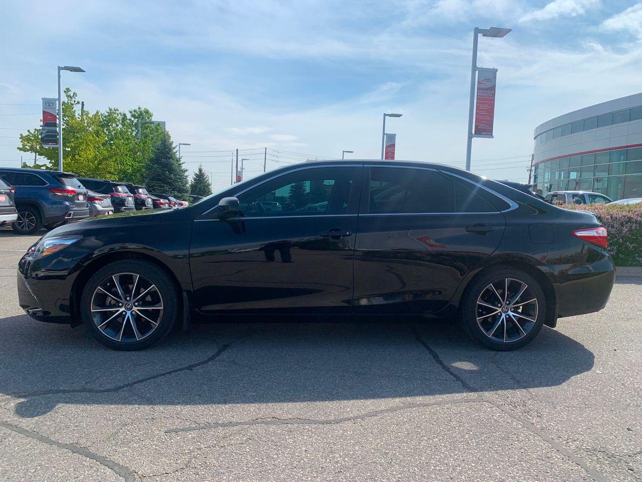 2017 Toyota Camry XSE-2