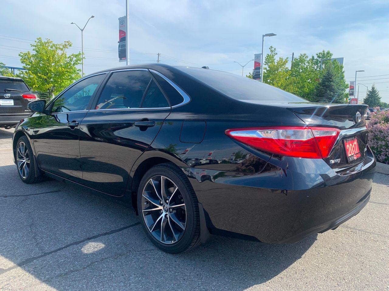 2017 Toyota Camry XSE-3