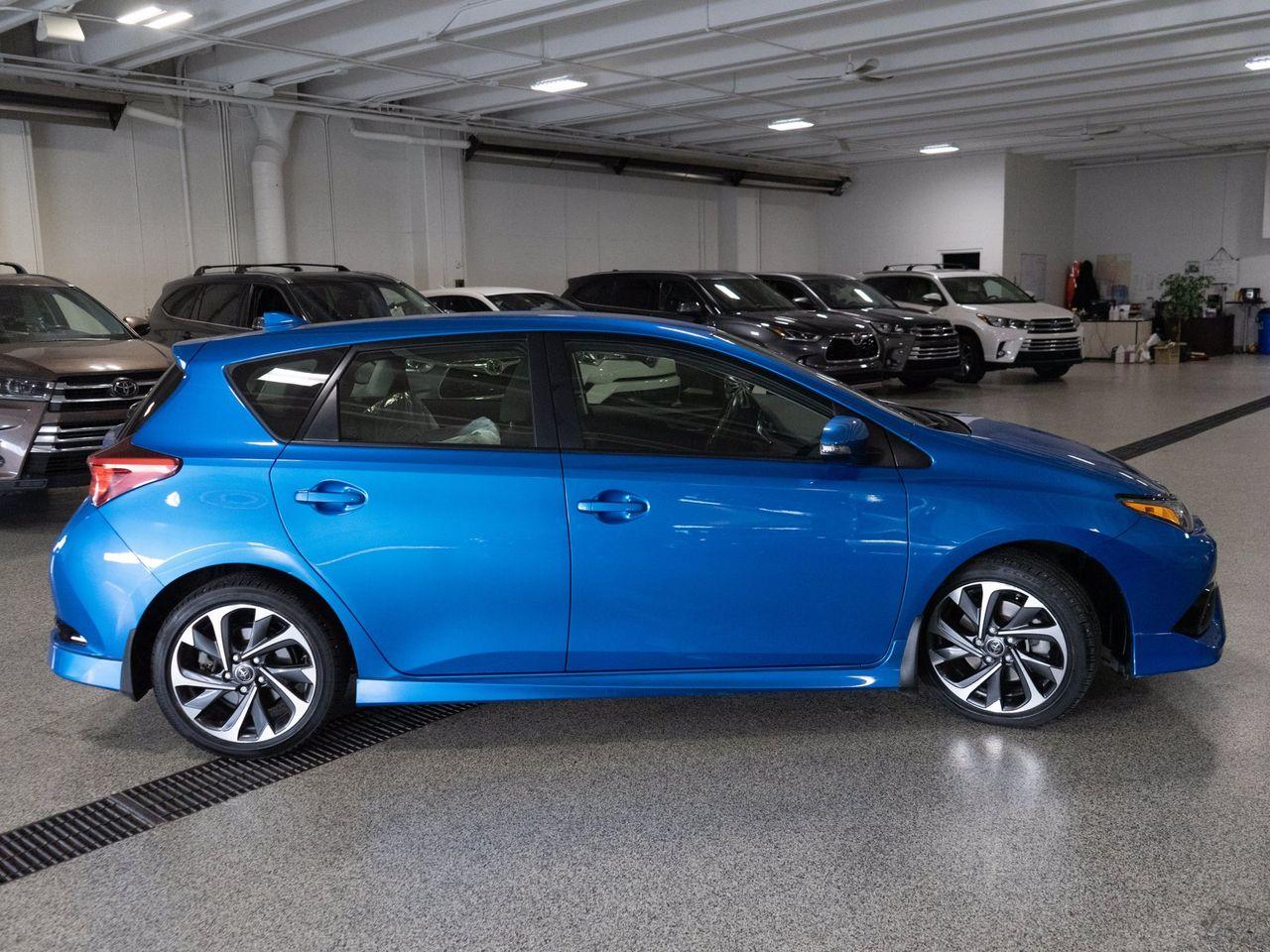 2017 Toyota Corolla iM Base-4