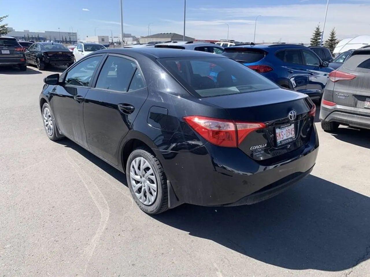2017 Toyota Corolla LE-1