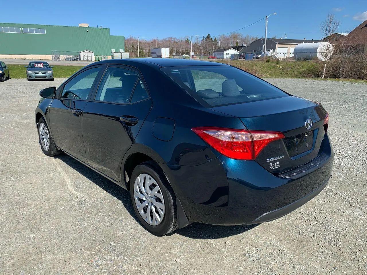 2017 Toyota Corolla LE-1