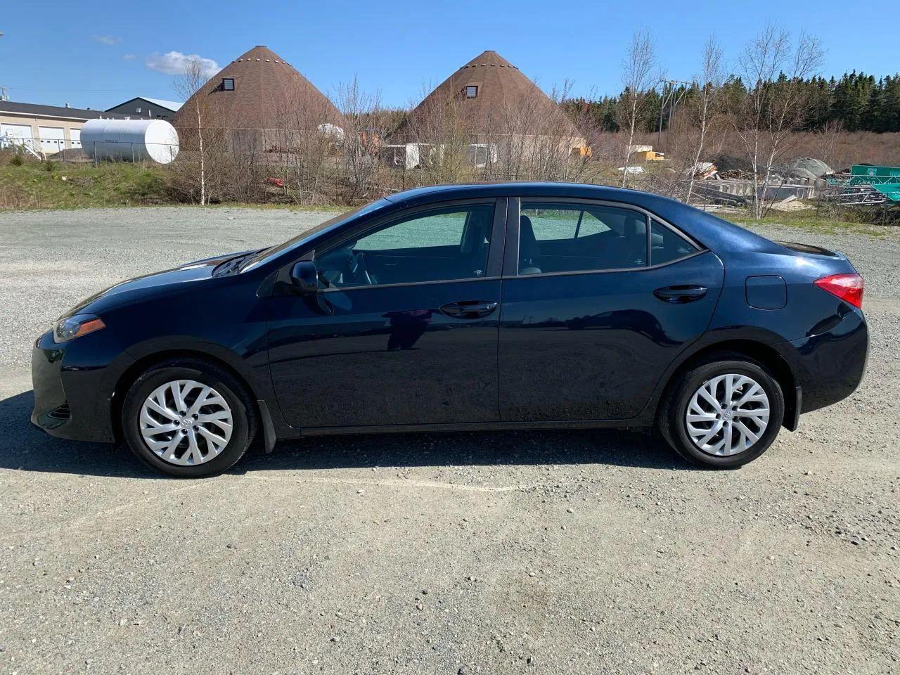 2017 Toyota Corolla LE-2