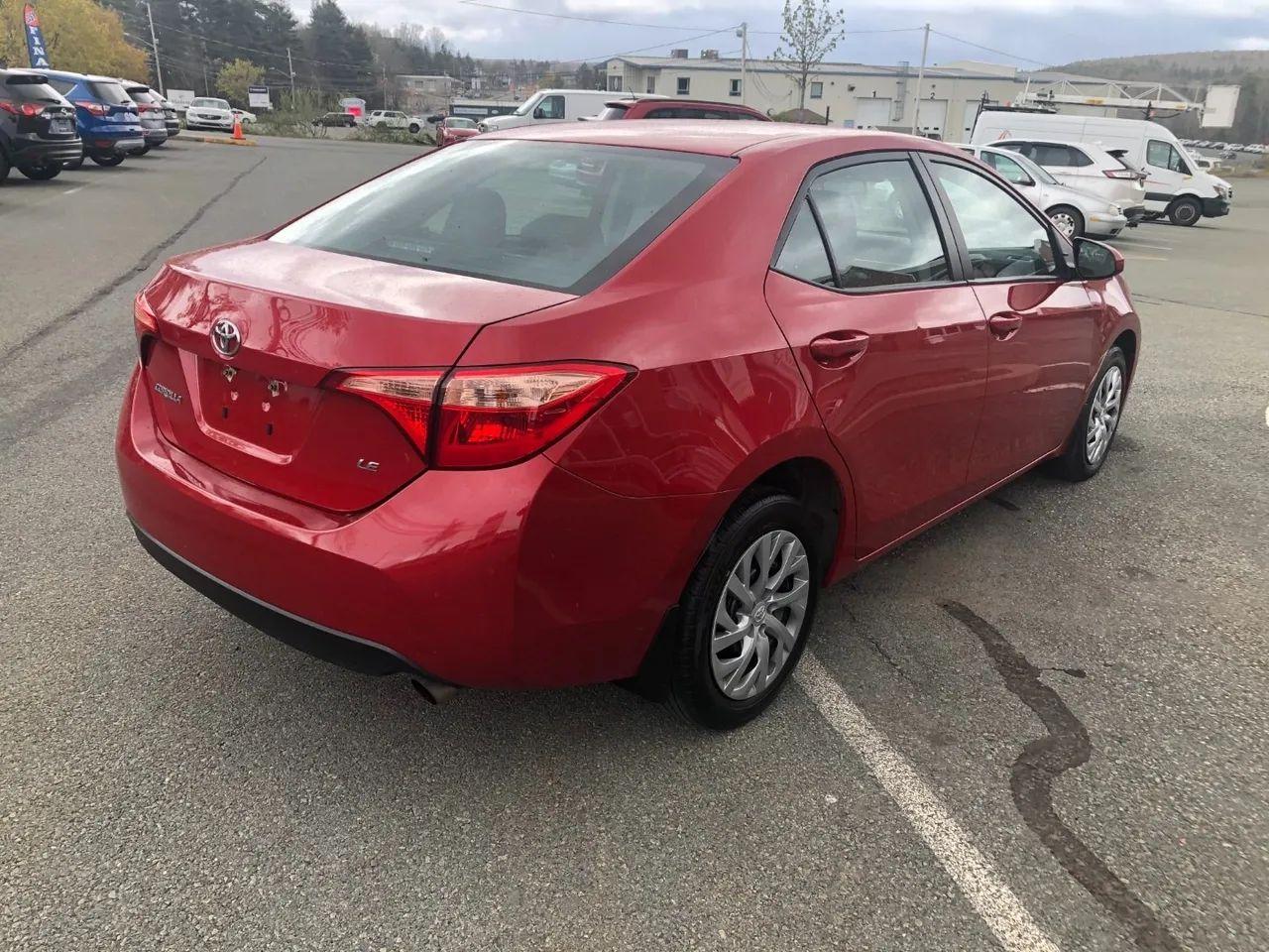 2017 Toyota Corolla LE-4