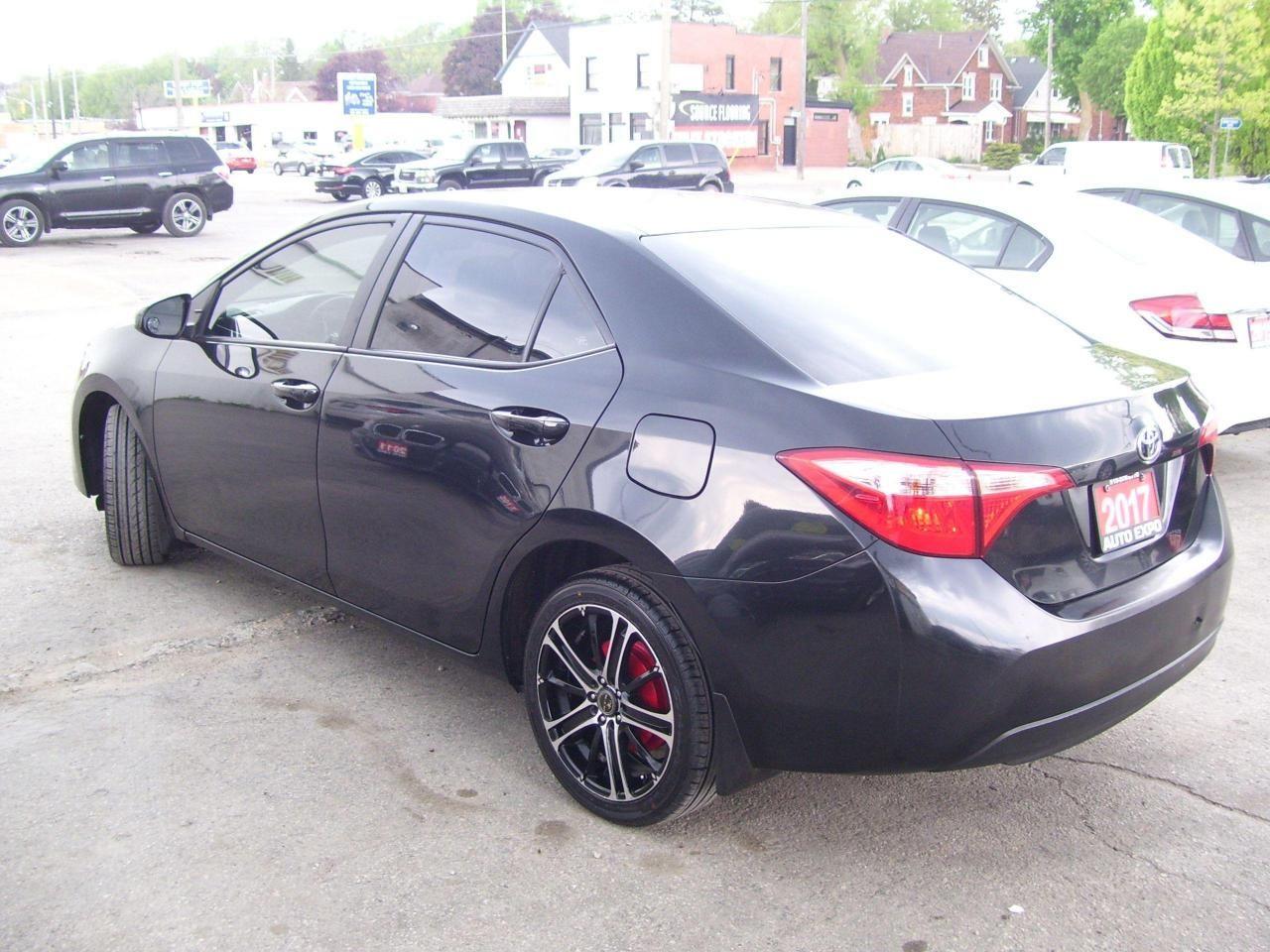 2017 Toyota Corolla LE-2