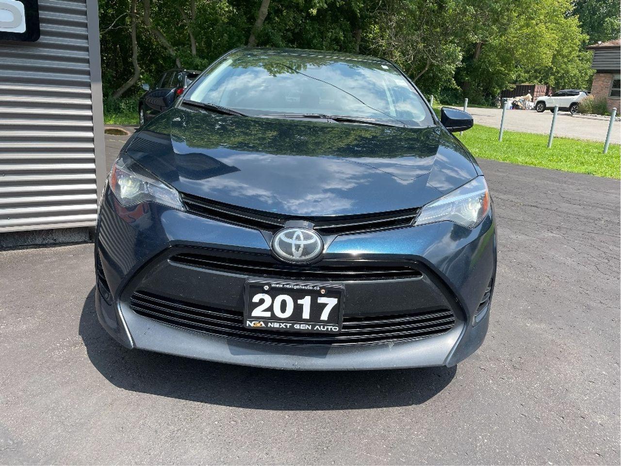 2017 Toyota Corolla LE-2