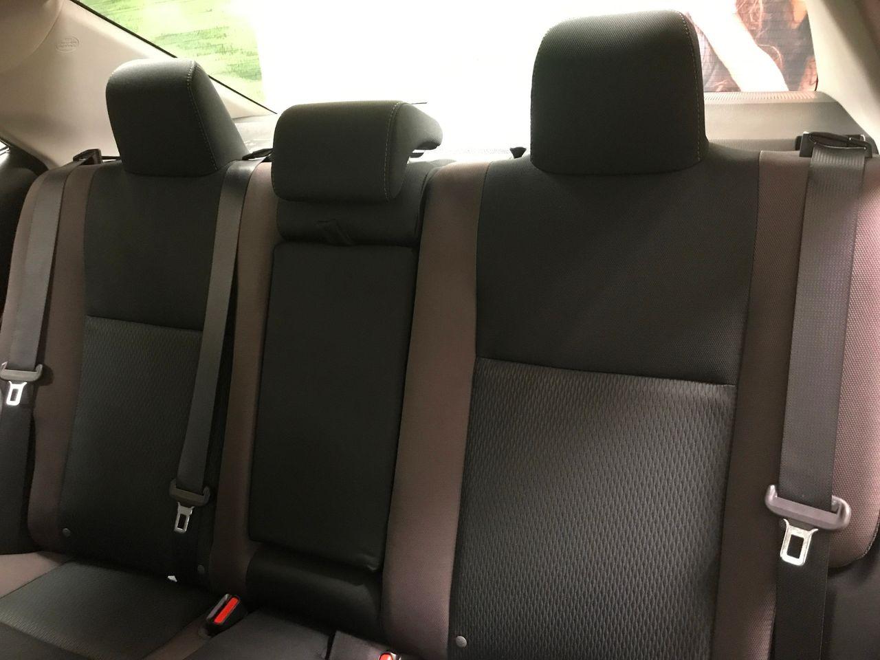 2017 Toyota Corolla LE-4