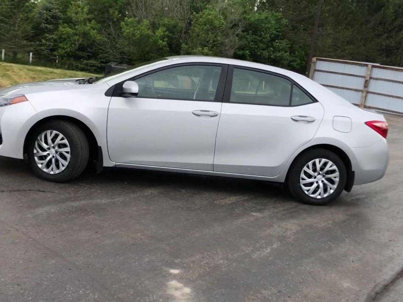 2017 Toyota Corolla LE-4