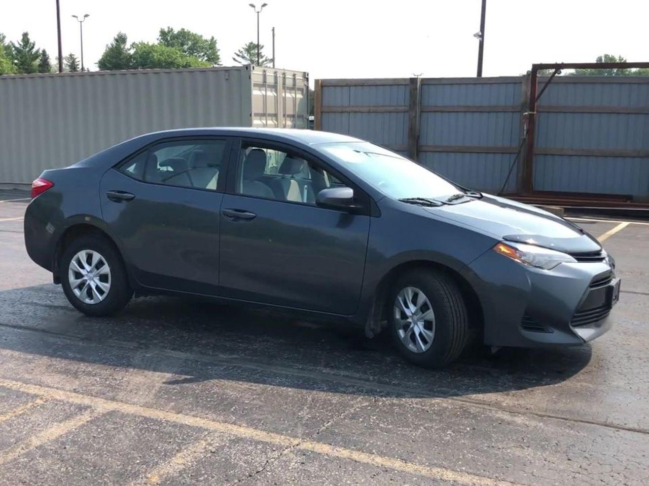 2017 Toyota Corolla LE-1