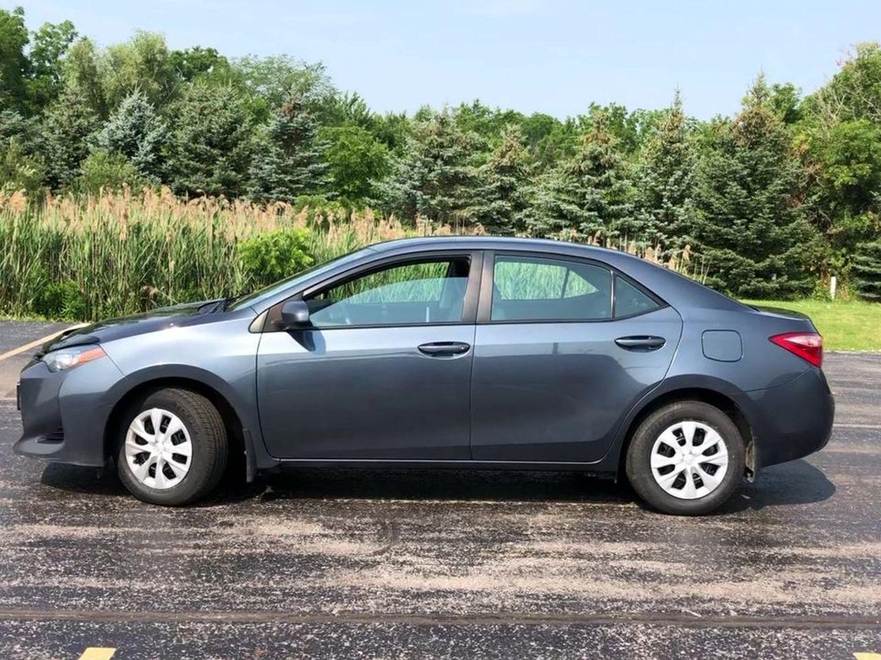 2017 Toyota Corolla LE-4