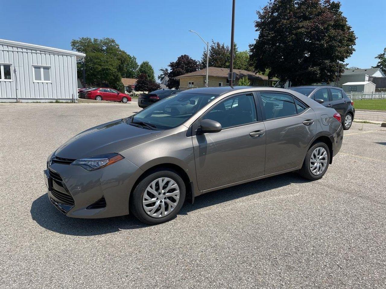 2017 Toyota Corolla LE-0