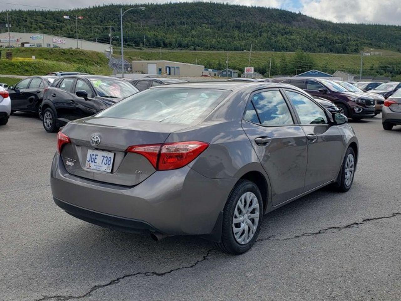 2017 Toyota Corolla LE-2