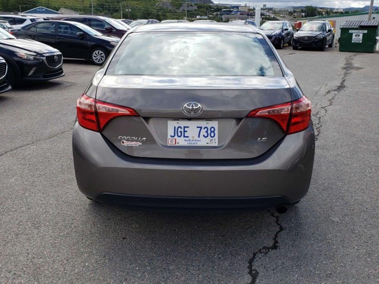 2017 Toyota Corolla LE-4