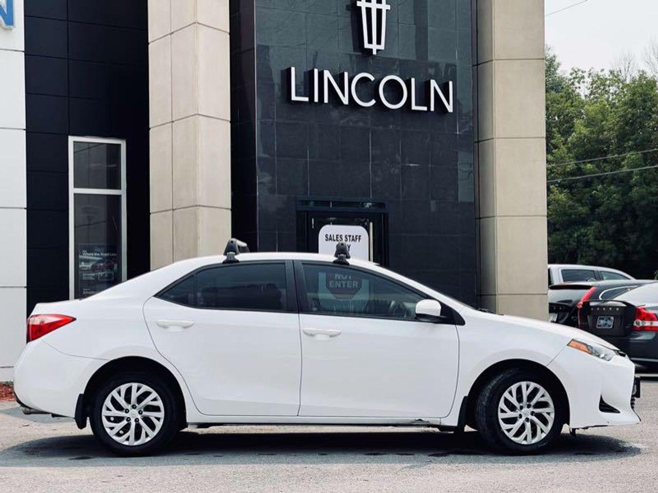 2017 Toyota Corolla LE-4