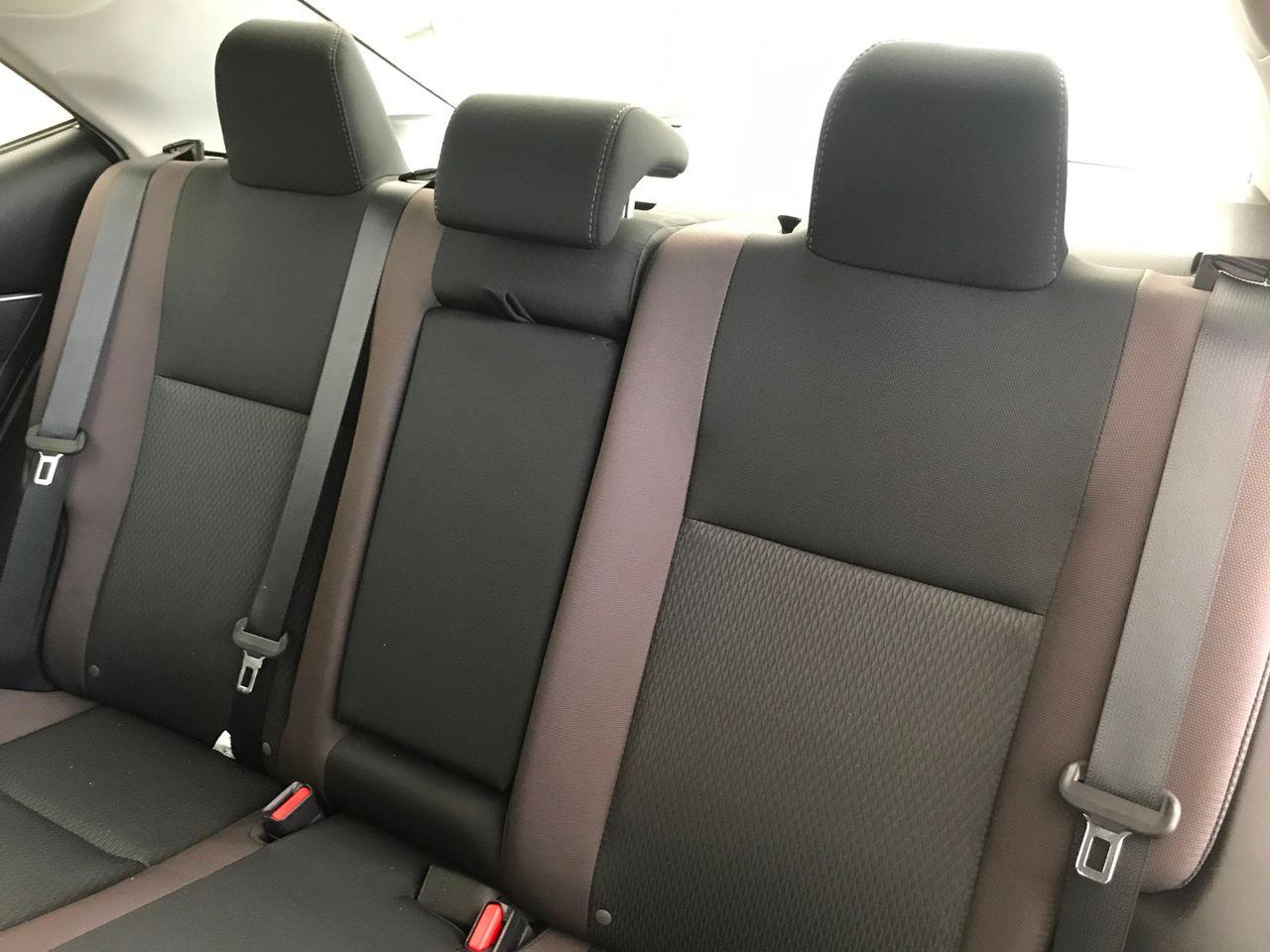2017 Toyota Corolla LE-4