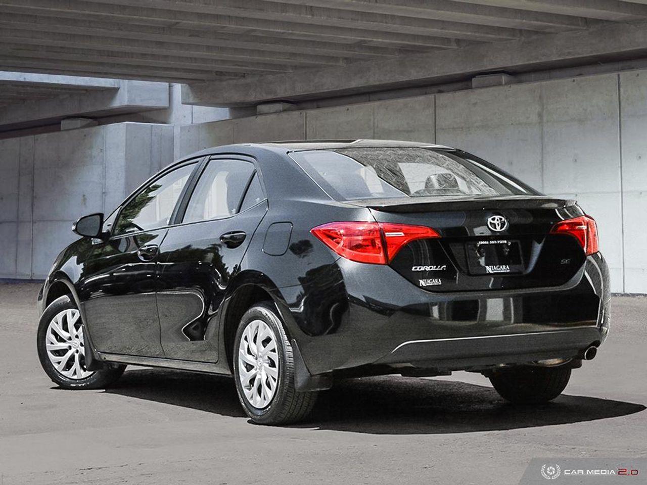2017 Toyota Corolla SE-3