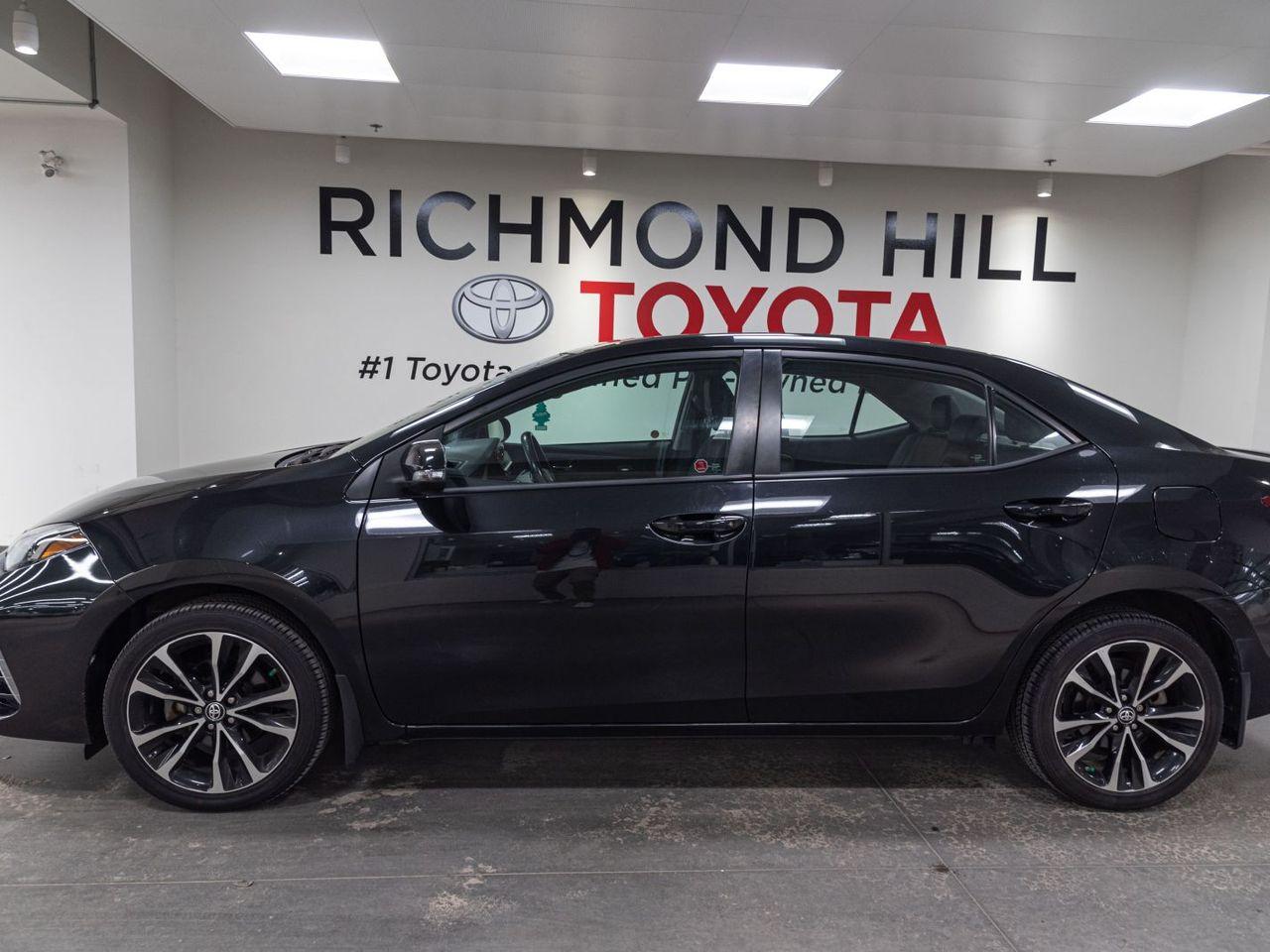 2017 Toyota Corolla SE-3