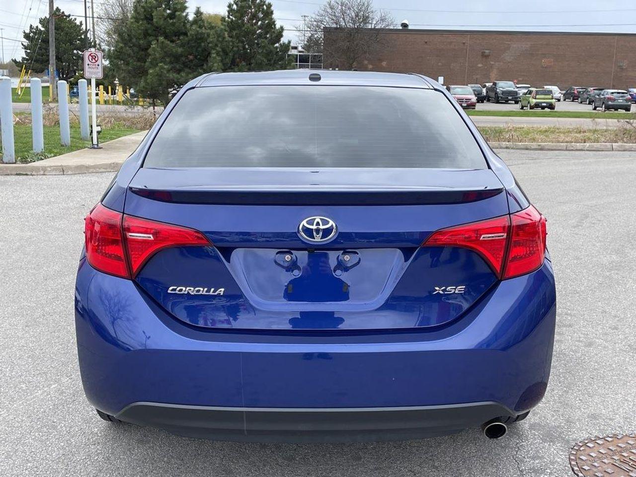 2017 Toyota Corolla SE-3
