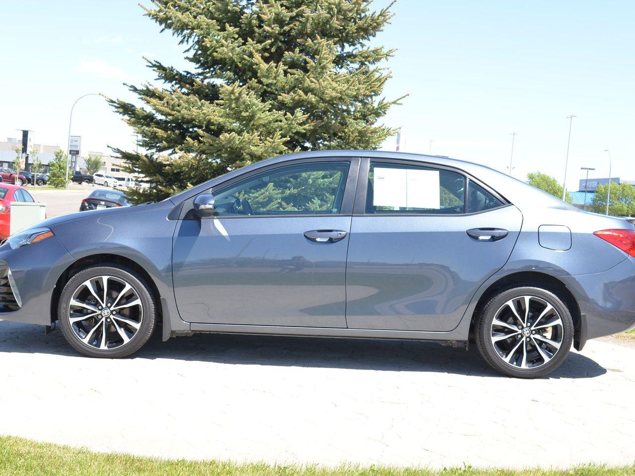 2017 Toyota Corolla SE-1