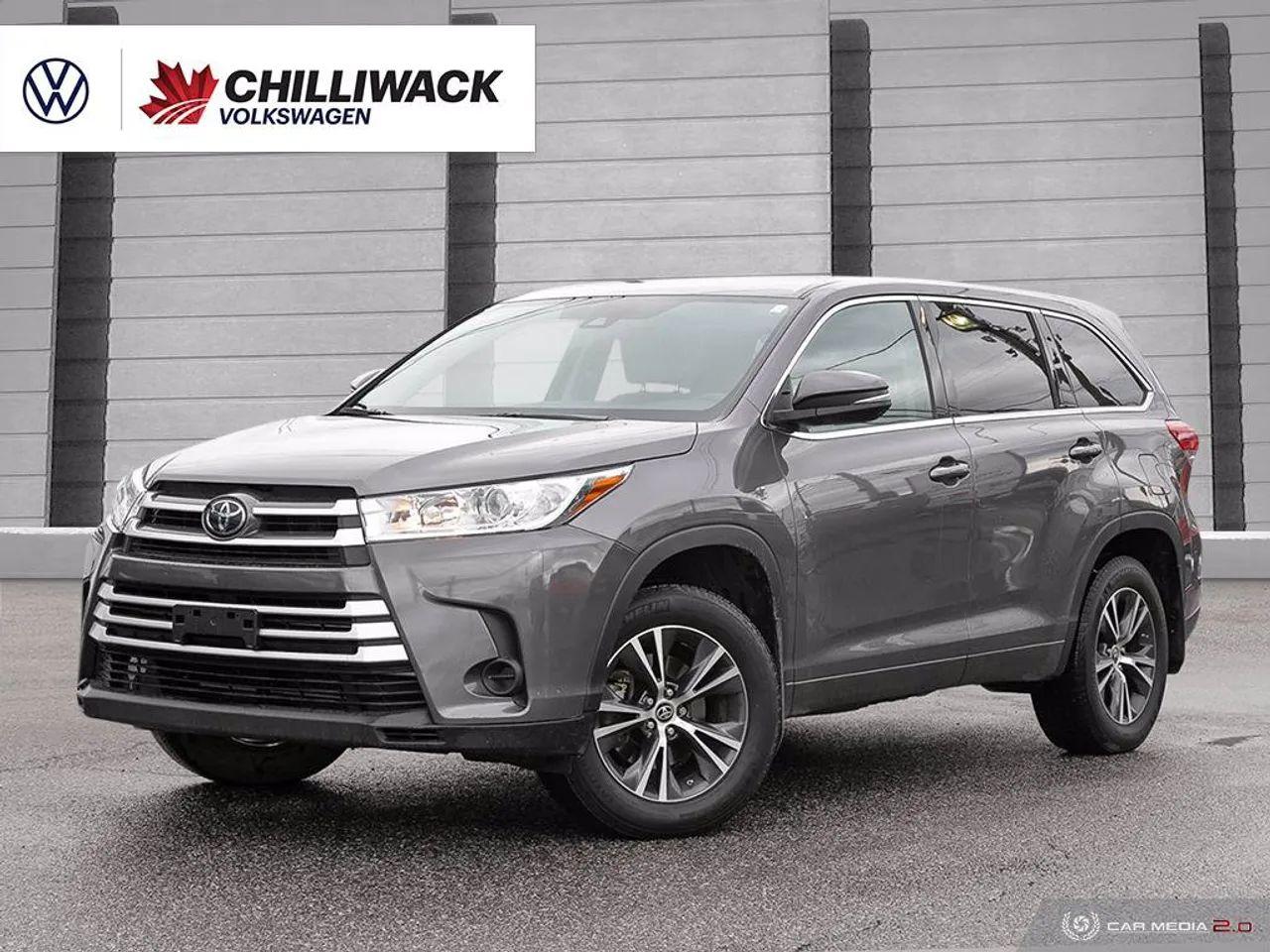 2017 Toyota Highlander LE-0