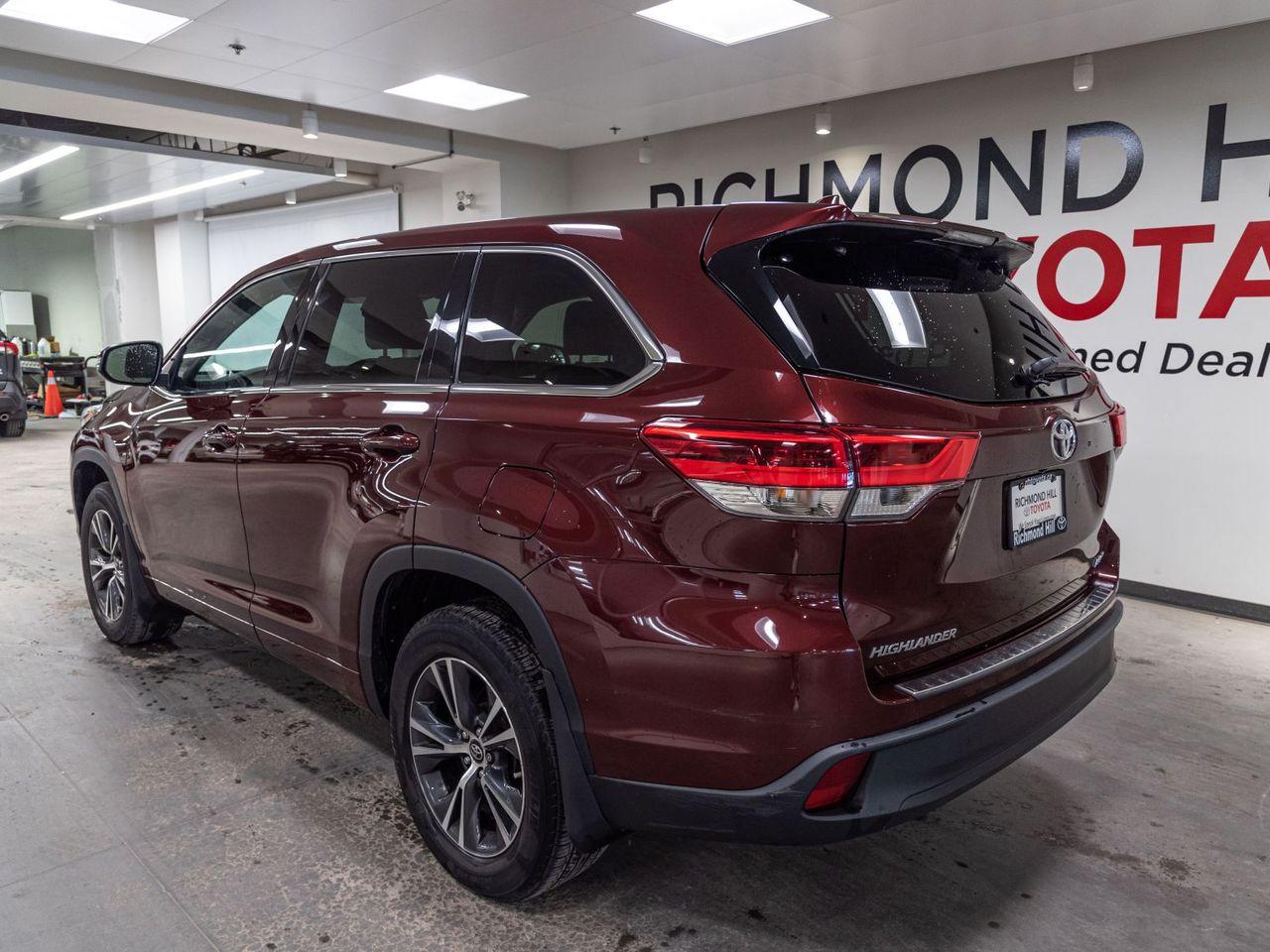 2017 Toyota Highlander LE-4