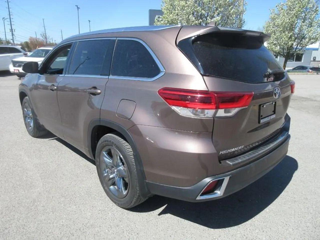 2017 Toyota Highlander Limited-2