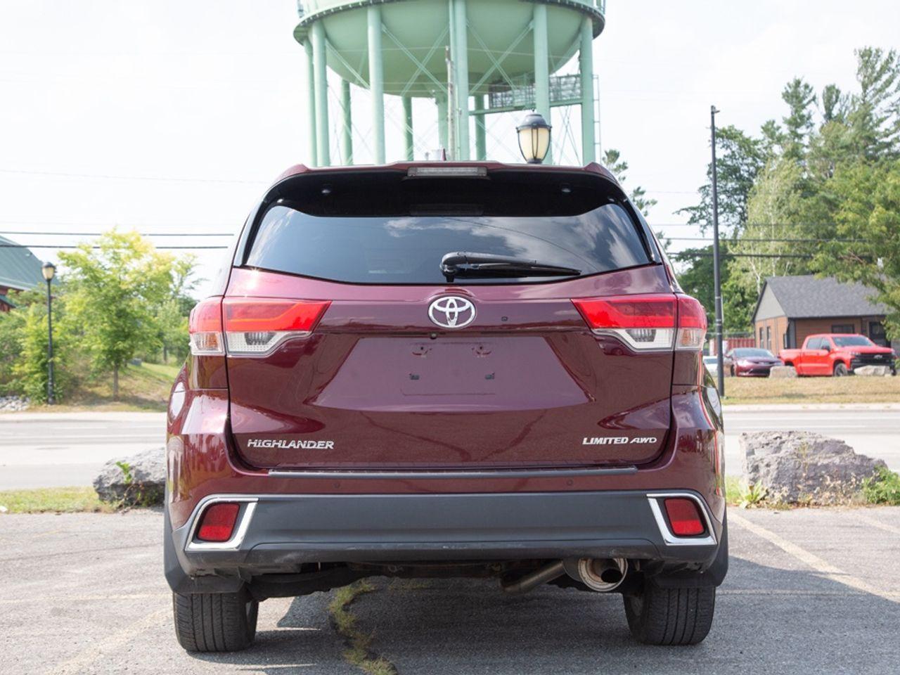 2017 Toyota Highlander Limited-4
