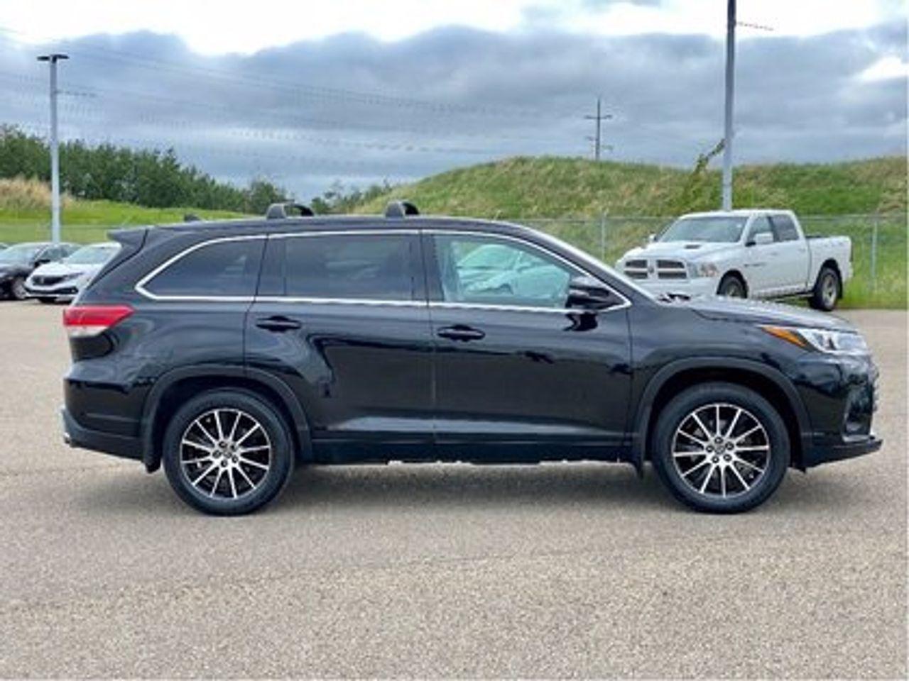 2017 Toyota Highlander XLE-3
