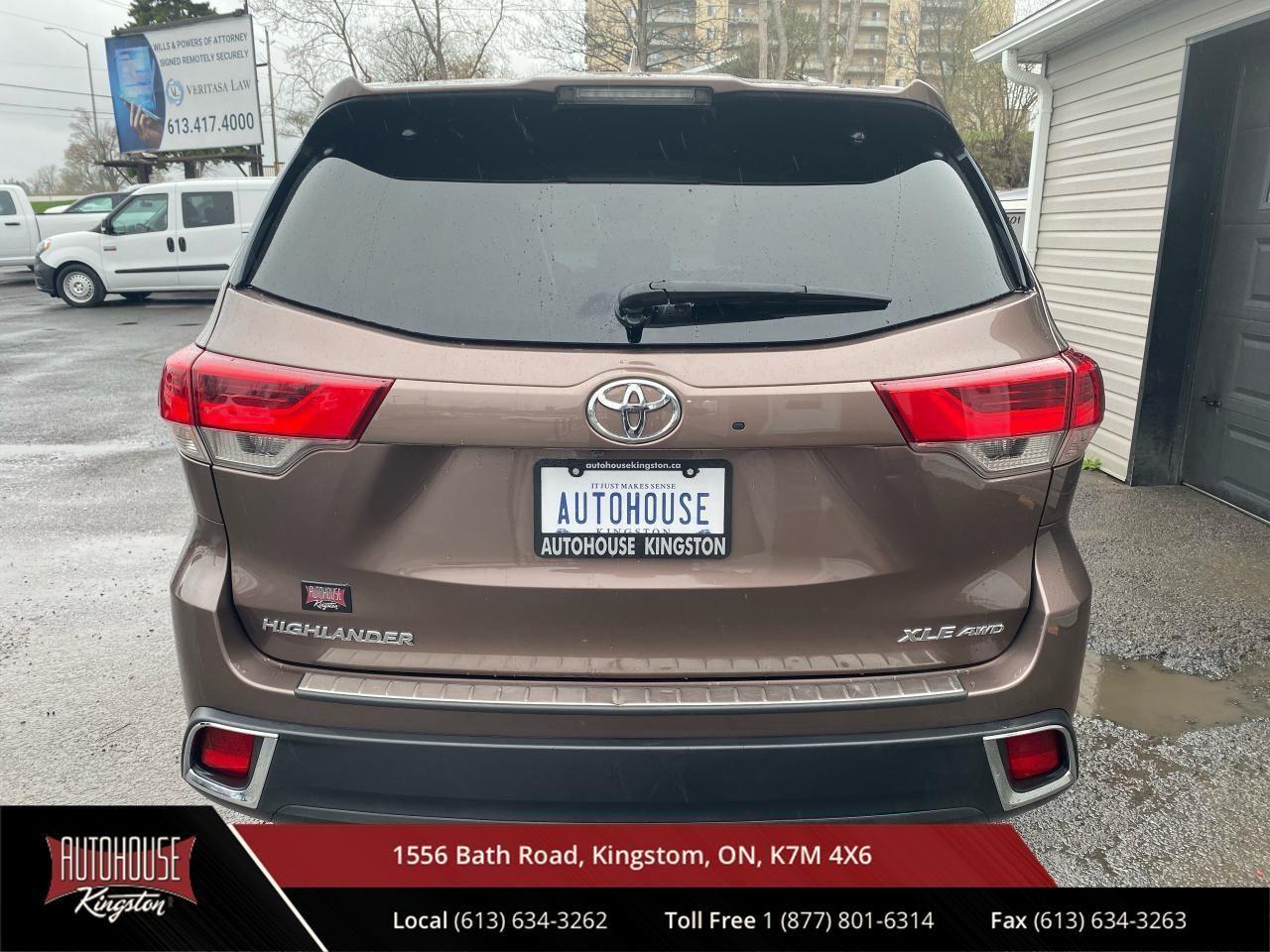 2017 Toyota Highlander XLE-3