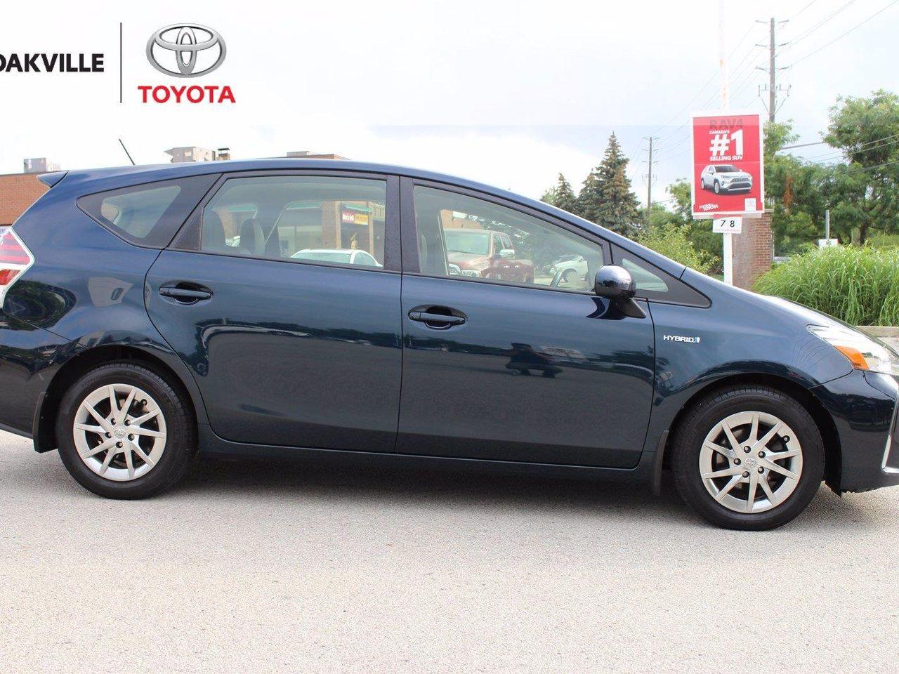 2017 Toyota Prius V Three-3