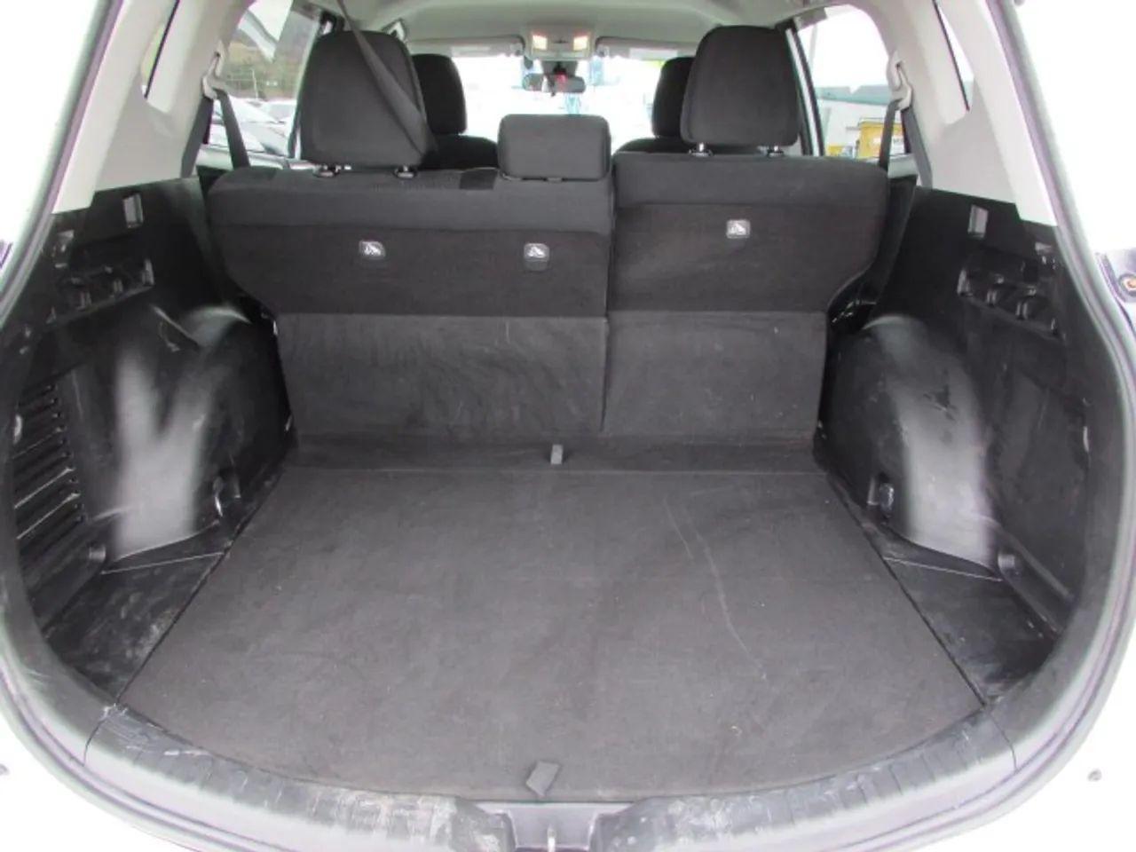 2017 Toyota RAV4 LE-4
