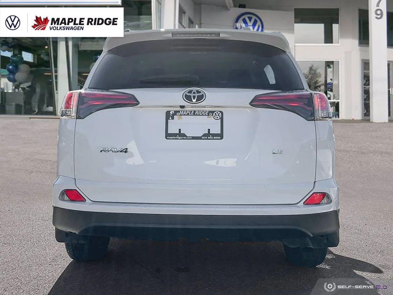 2017 Toyota RAV4 LE-4